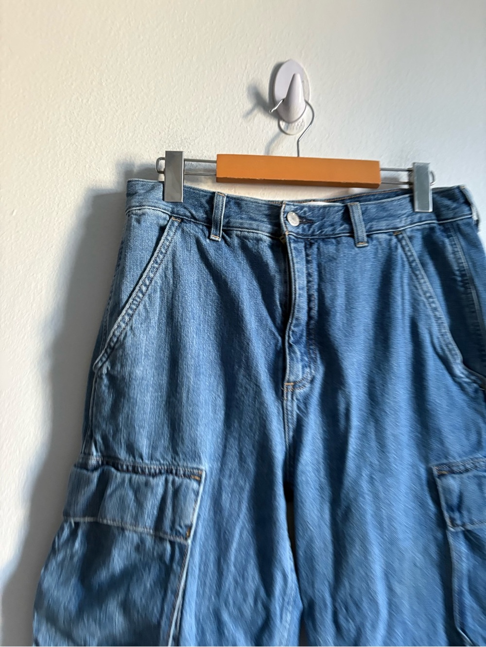 Aritzia Denim Forum Sz 29 Millie High Rise Cargo Denim Utility Baggy Jeans - Picture 3 of 12